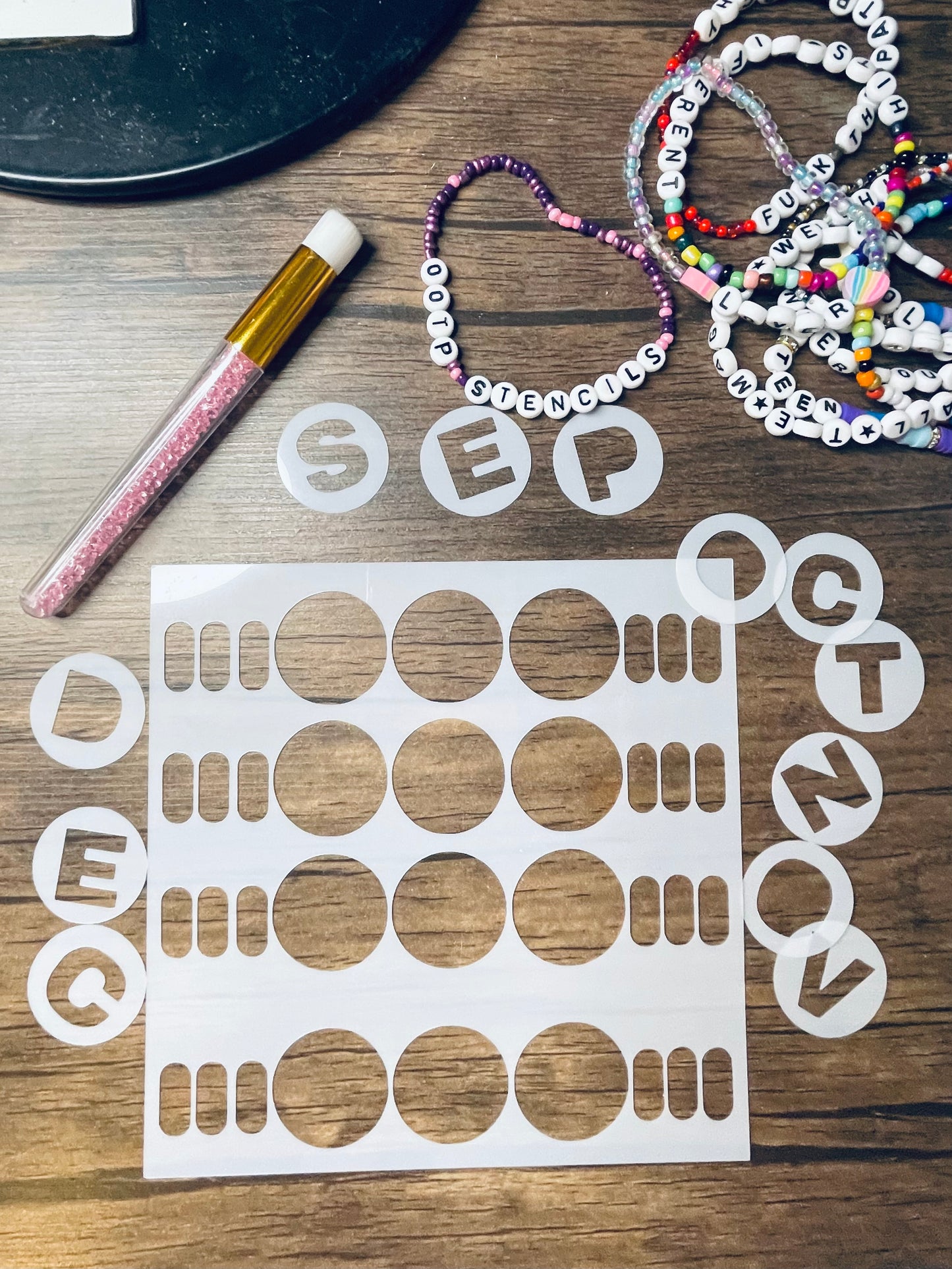 Friendship Bracelets Monthly Header Stencil Sep-Dec