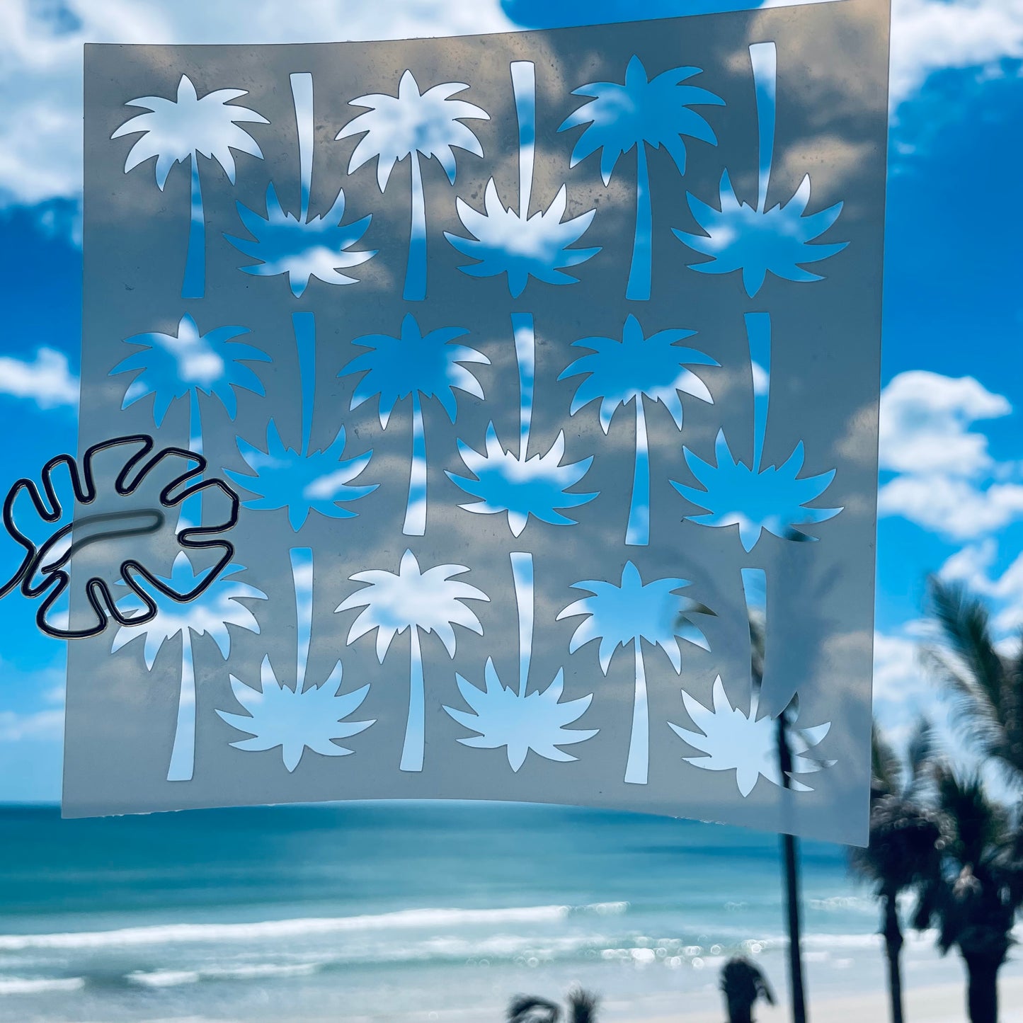 Alternating Palm Tree Pattern Stencil