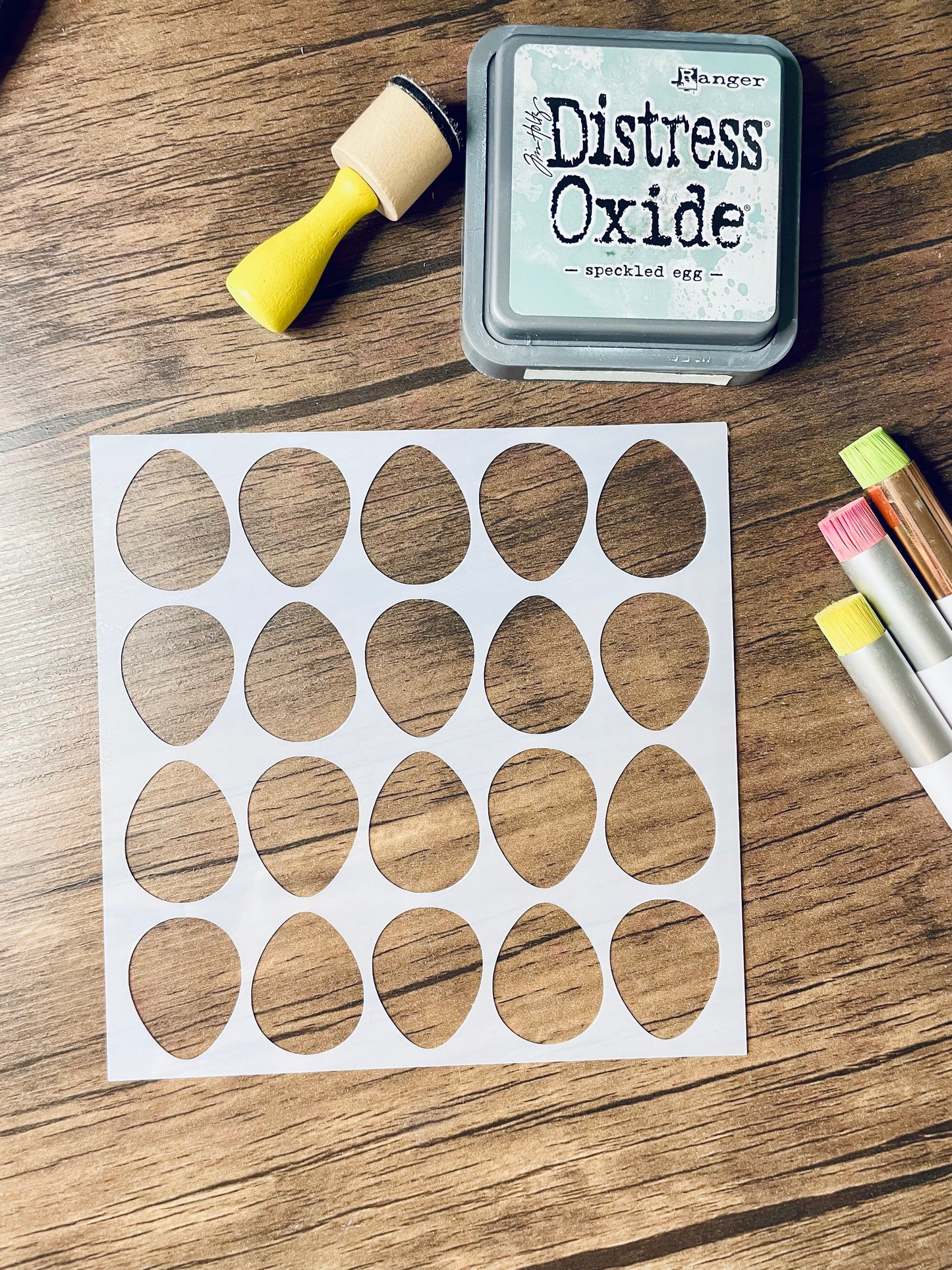 Egg Pattern Stencil