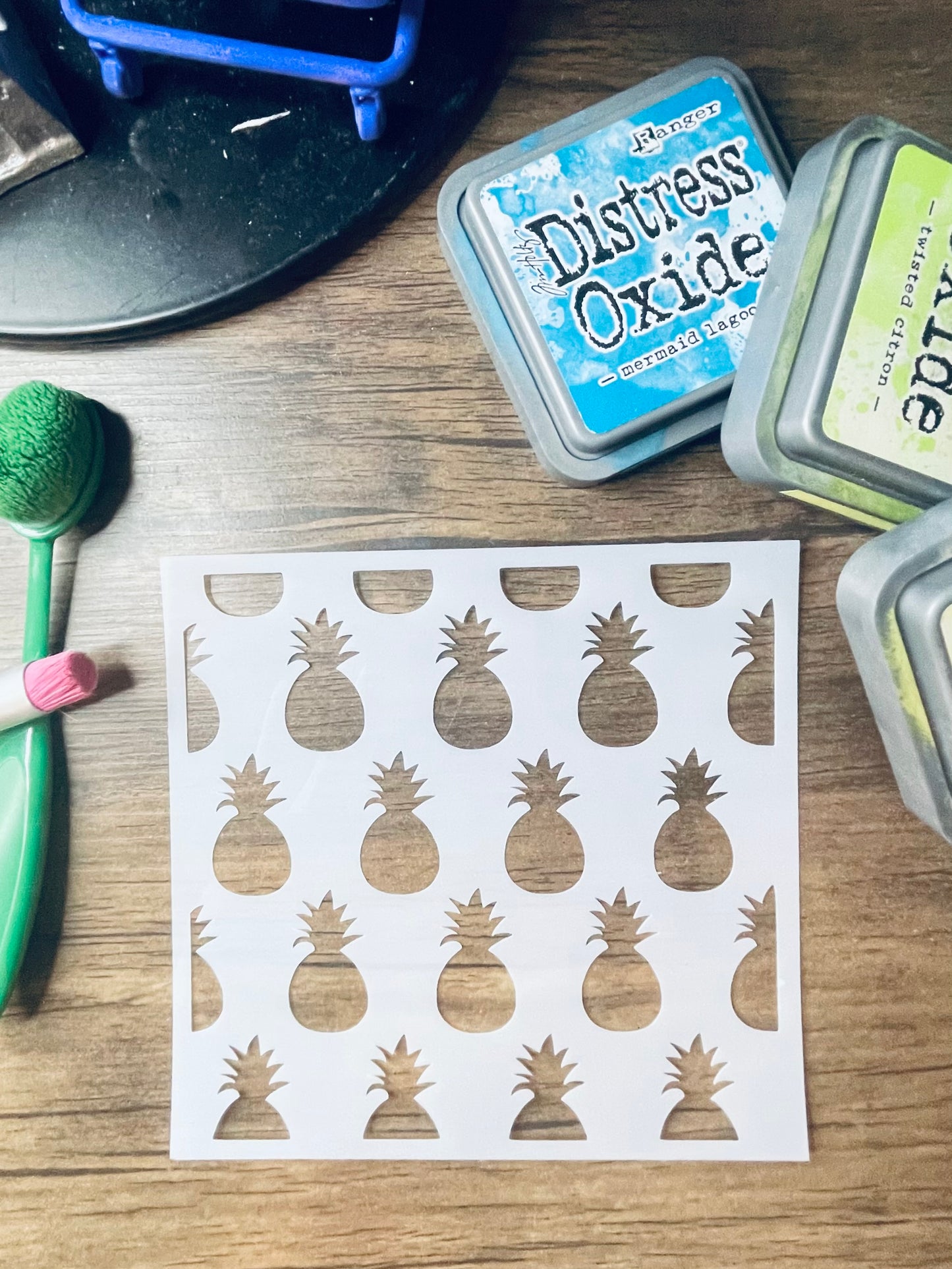 Pineapple Pattern Stencil