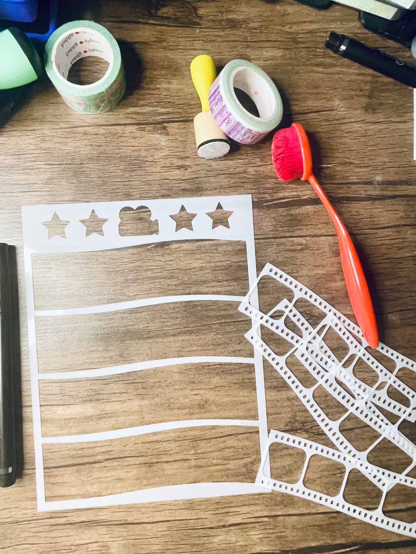 Film Tracker Large Stencil