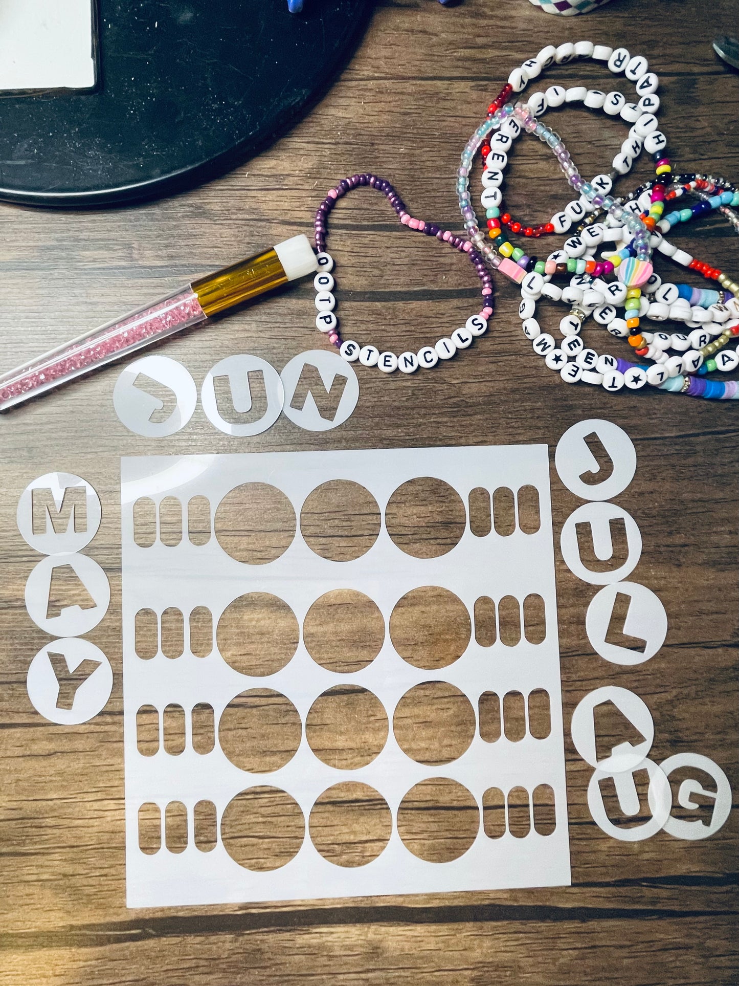 Friendship Bracelets Monthly Header Stencil May-Aug