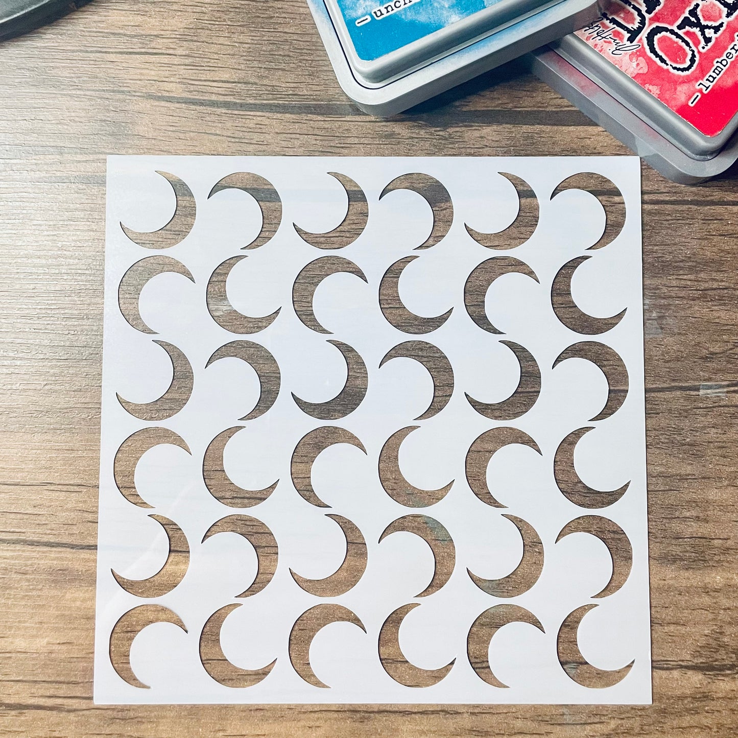 Crescent Moon Pattern Stencil