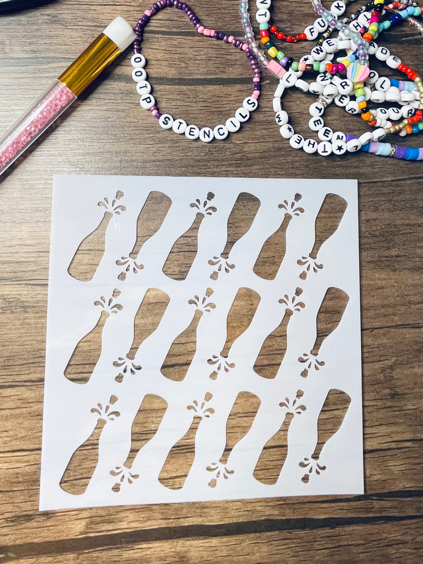 Popping Champagne Pattern Stencil