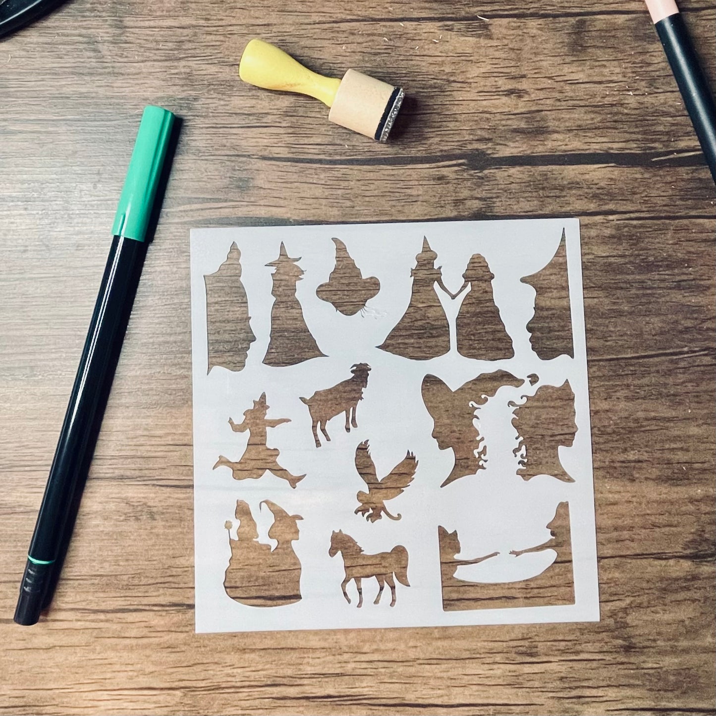 Witches Musical Characters Stencil