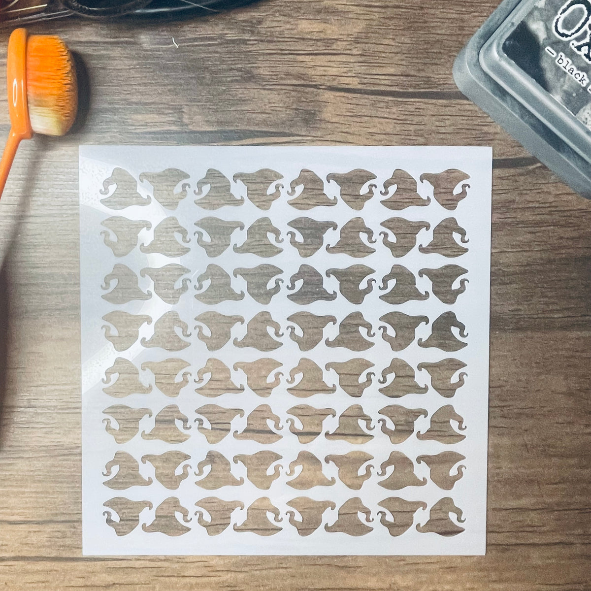 Alternating Witch Hat Pattern Stencil