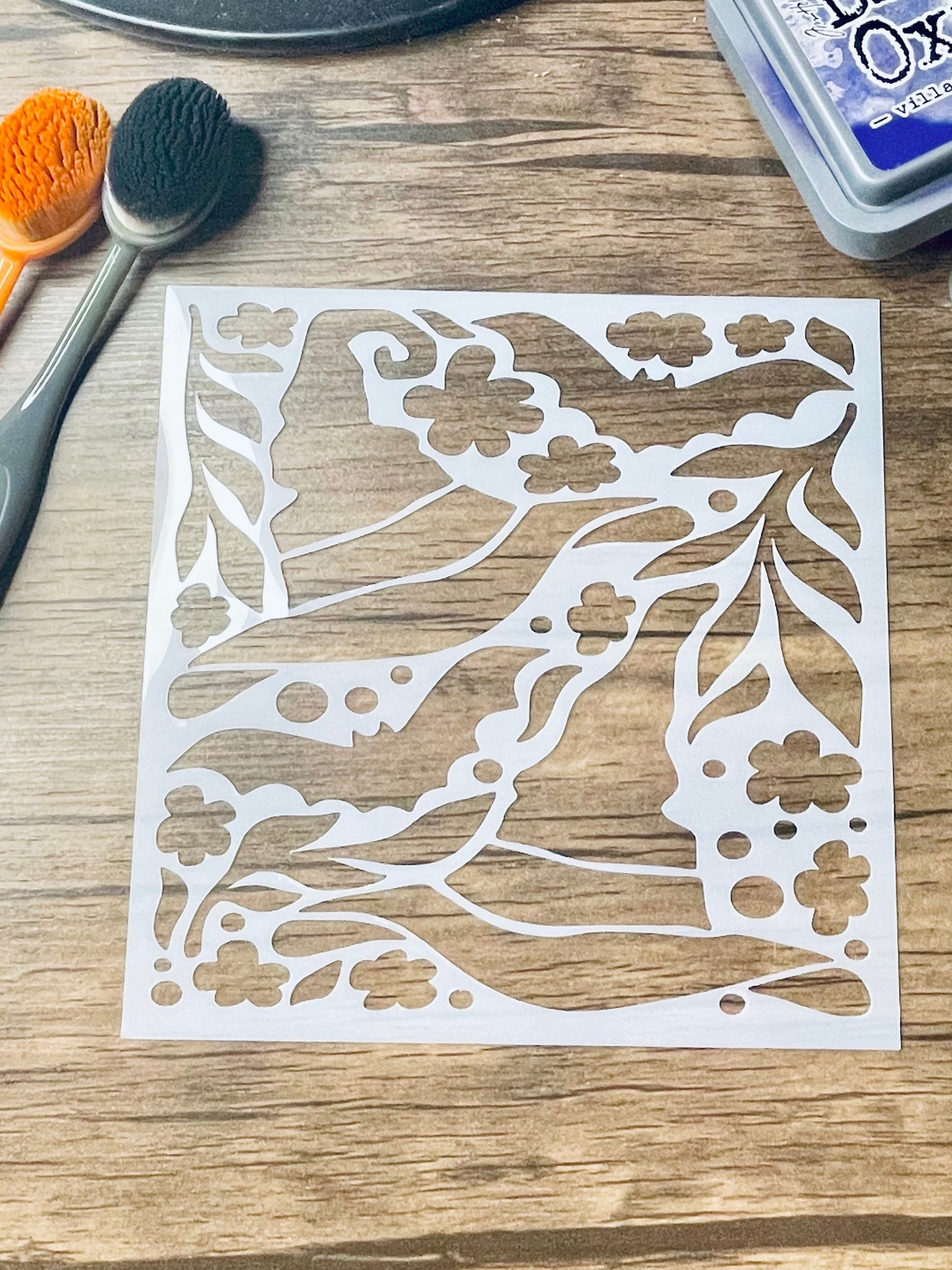 Witch Hat & Bats Retro Vibes Stencil