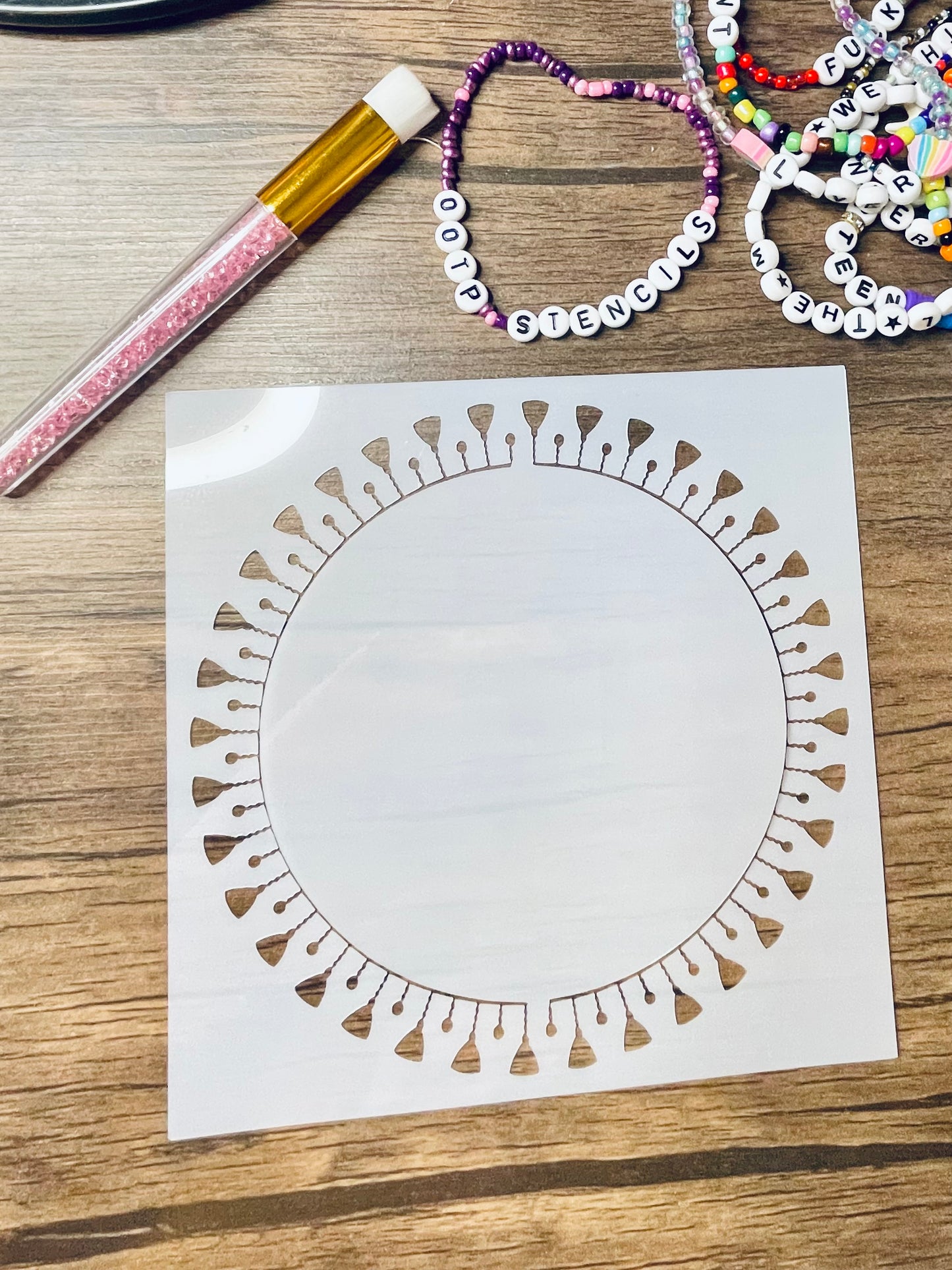 Tassel Wreath Stencil