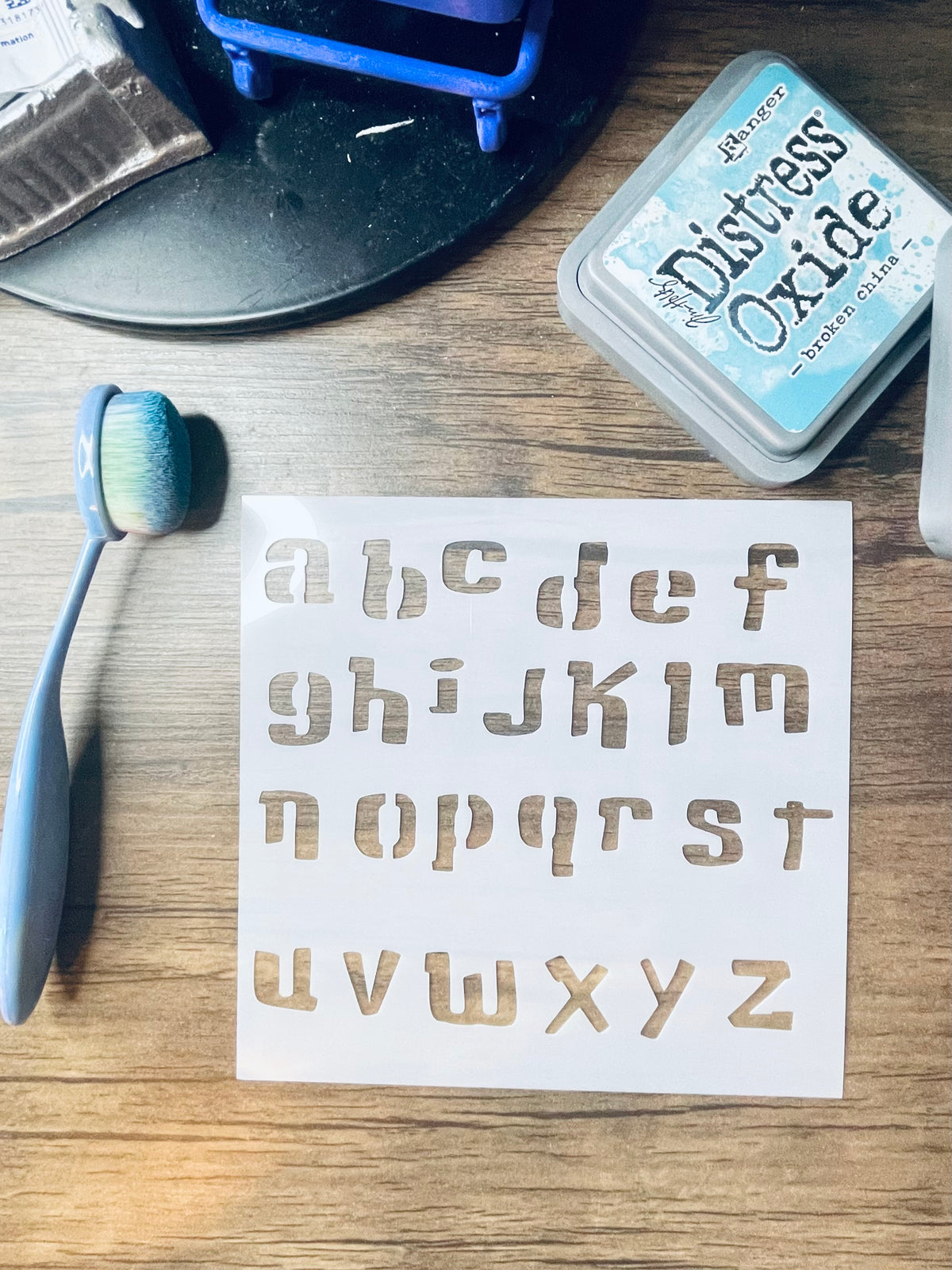 Ocean Alien Lower Case Font Stencil