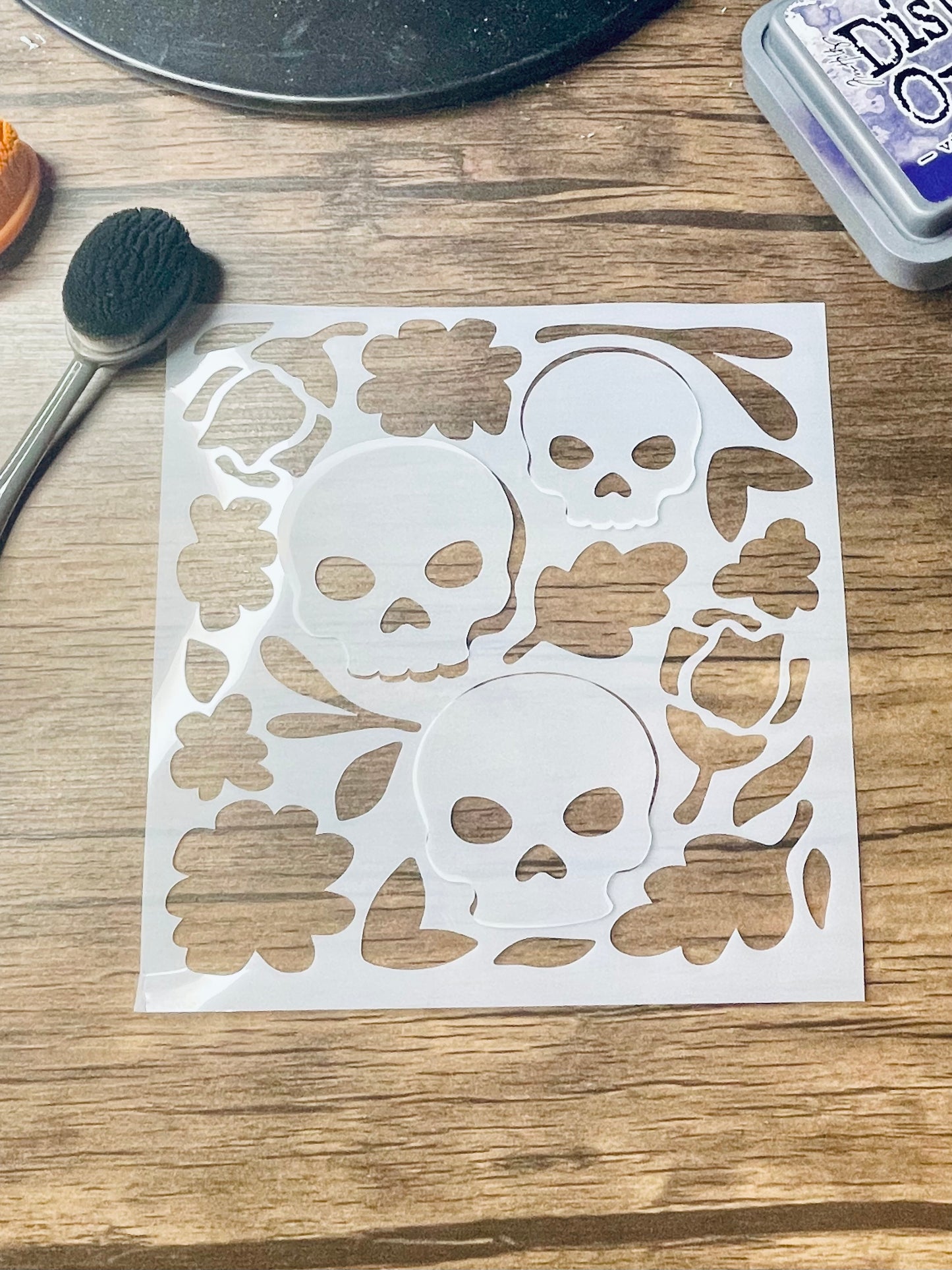 Skulls & Flowers Retro Vibes Stencil