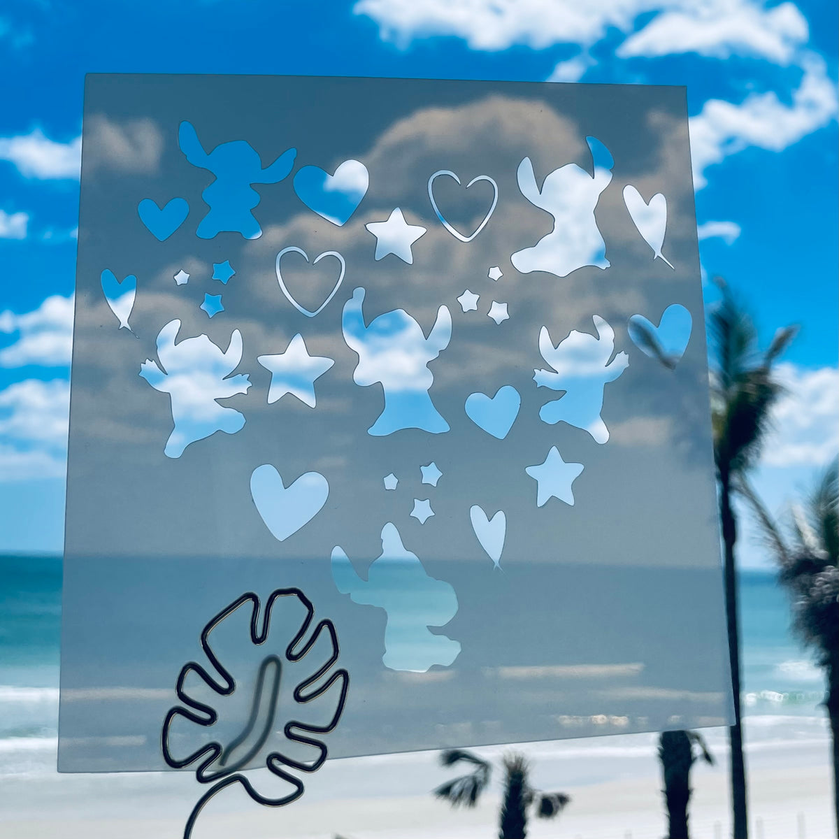 Ocean Alien Hearts Stencil